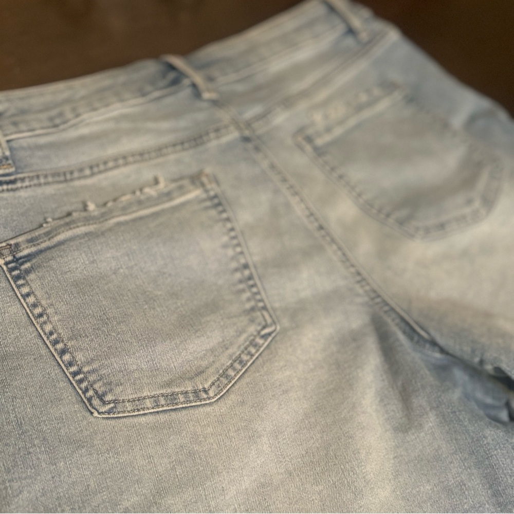 NWOT Maurice’s M Jeans Everflex™ Bermuda High Rise 8in Short size 14 - Picture 8 of 13